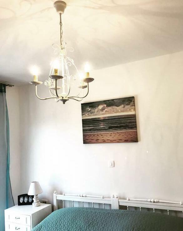 Faros Oasis Apartment Gdinj Exterior photo
